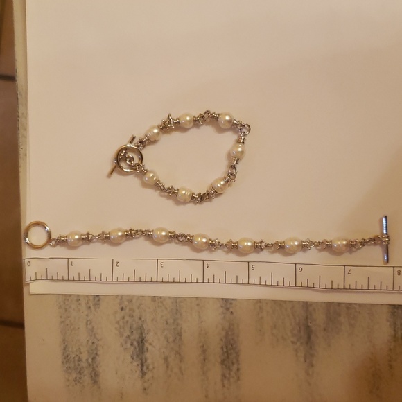 Dual Pearl and Silver Bracelets - Picture 2 of 6